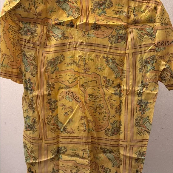NWT Urban Outfitters Womens Gardenia Souvenir Florida Button Down Shirt Yellow M - Picture 5 of 10